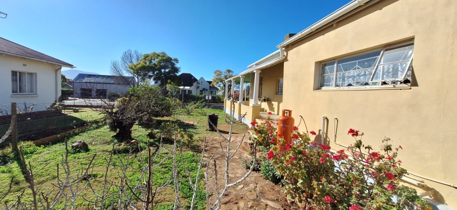 4 Bedroom Property for Sale in Riversdale Western Cape